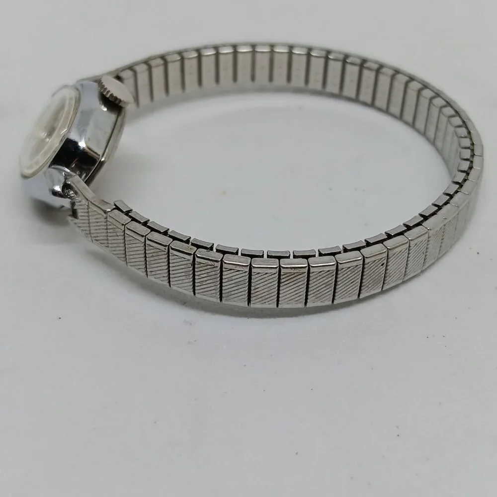 VINTAGE Timex 348 Manual Wind Women's 17mm Silver Tone Flex Band Watch
